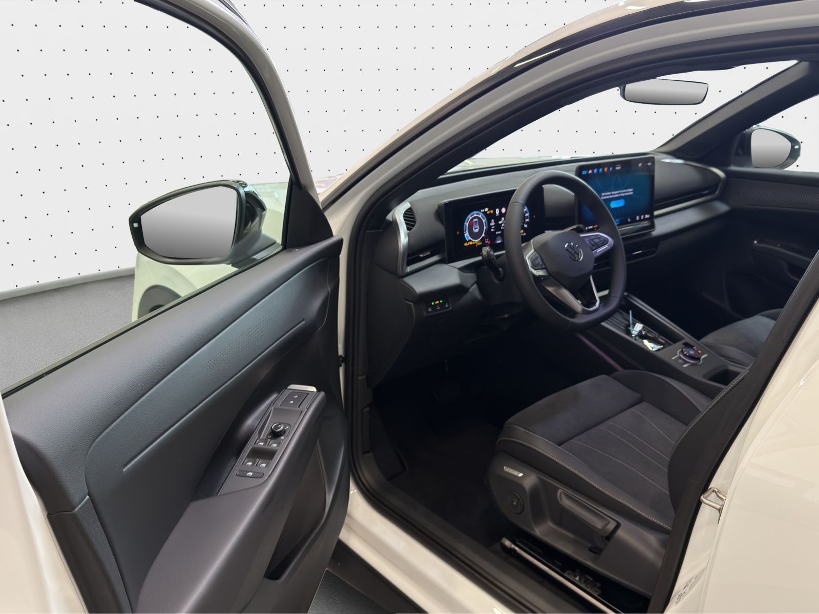 Volkswagen T-Roc - Bild 13