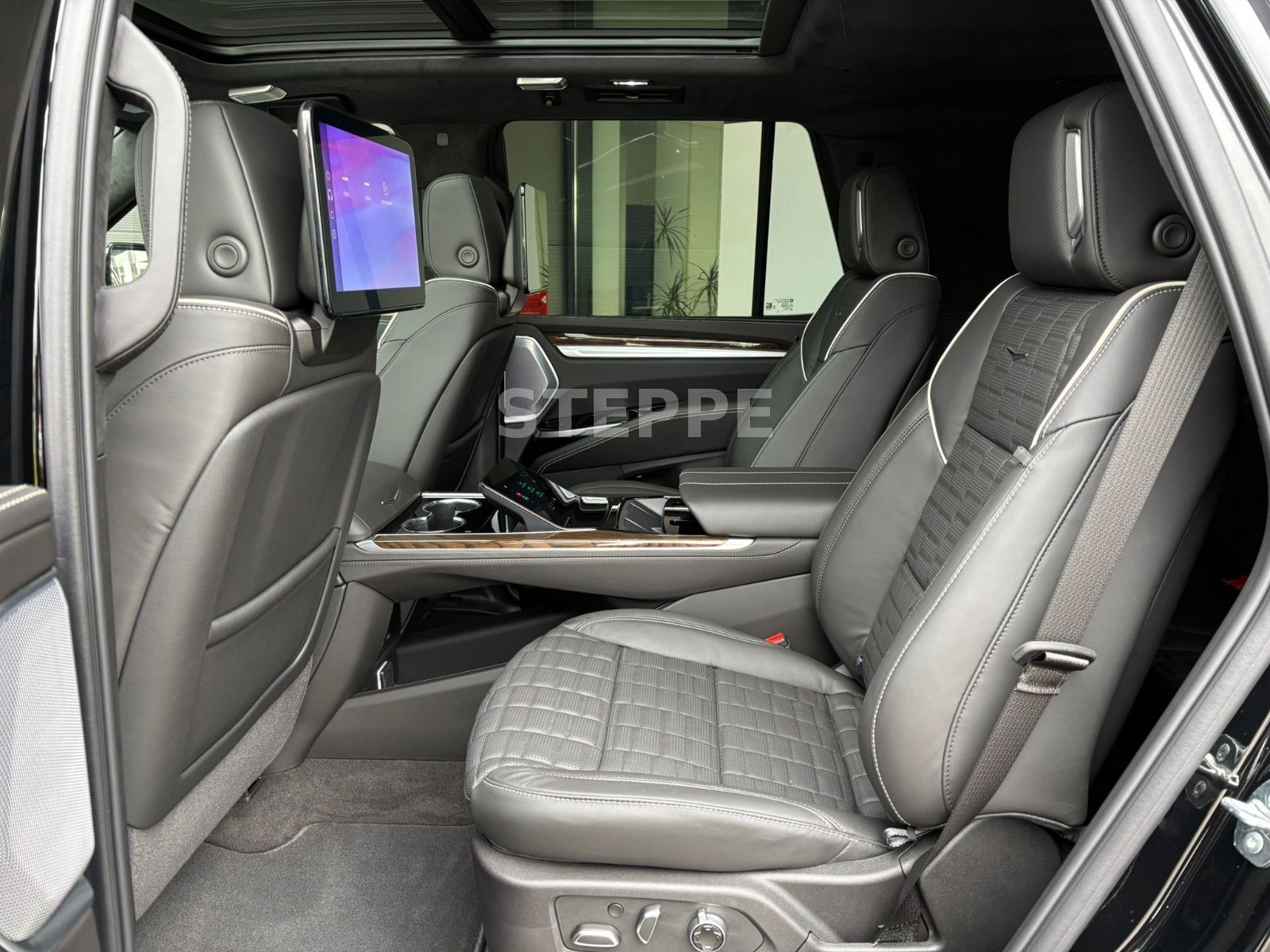 Cadillac Escalade FACELIFT MY26 6.2 V8 Sport Platinum 24"