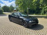 BMW e46 325i Cabrio M Paket - BMW 325 aus 2000: 325i