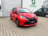 Toyota Aygo x-play Scheckheft Servo Klima - Toyota Aygo (X) mit 3 Türen