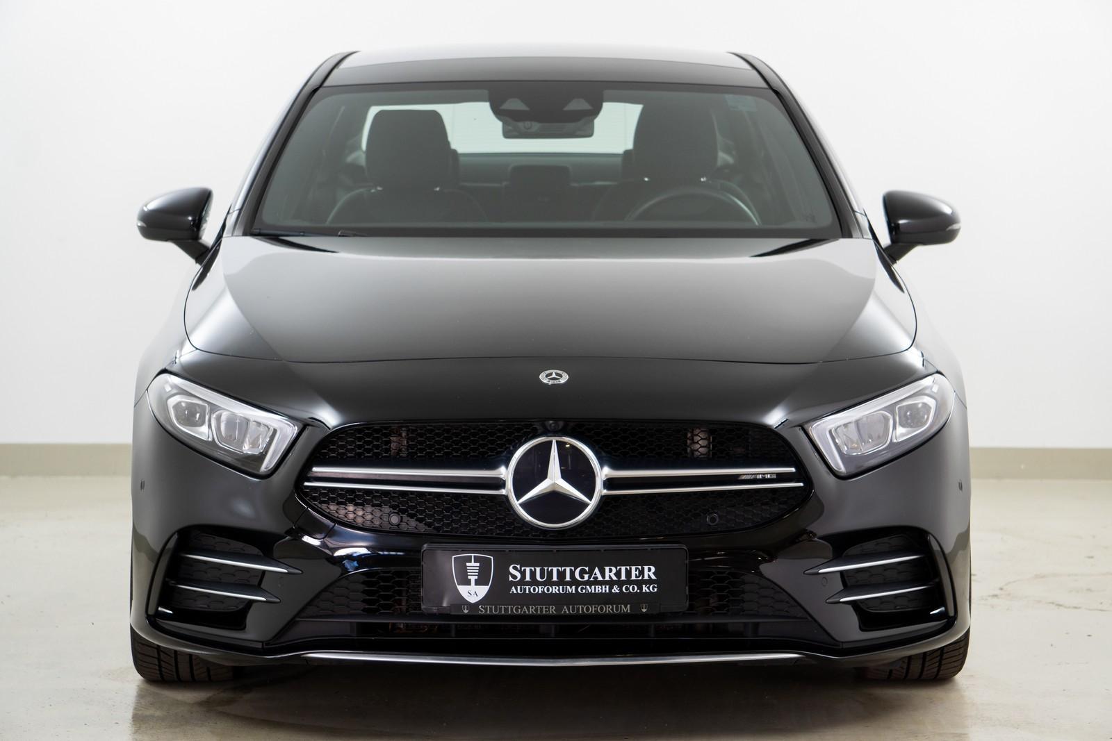 Mercedes-Benz A 35 AMG 4Matic Limousine Pano Navi