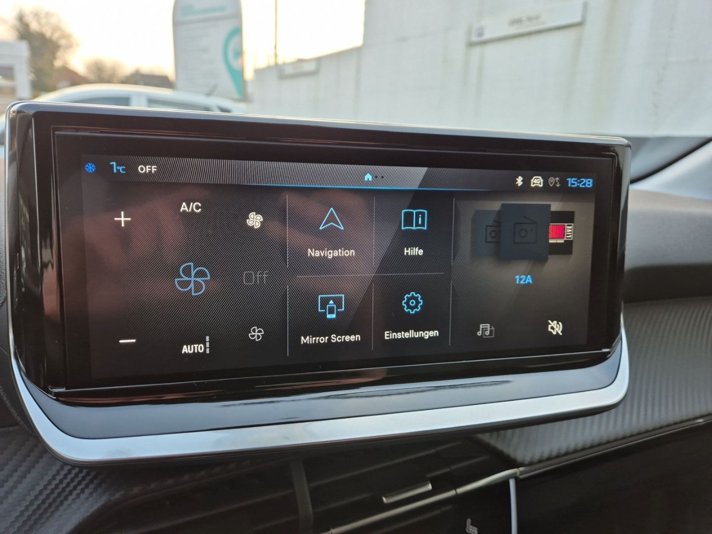 Peugeot 208 - Bild 16