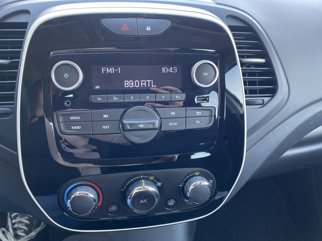 Fahrzeugabbildung Renault Captur ENERGY TCe 90 Experience *Sitzh.*PDC hint