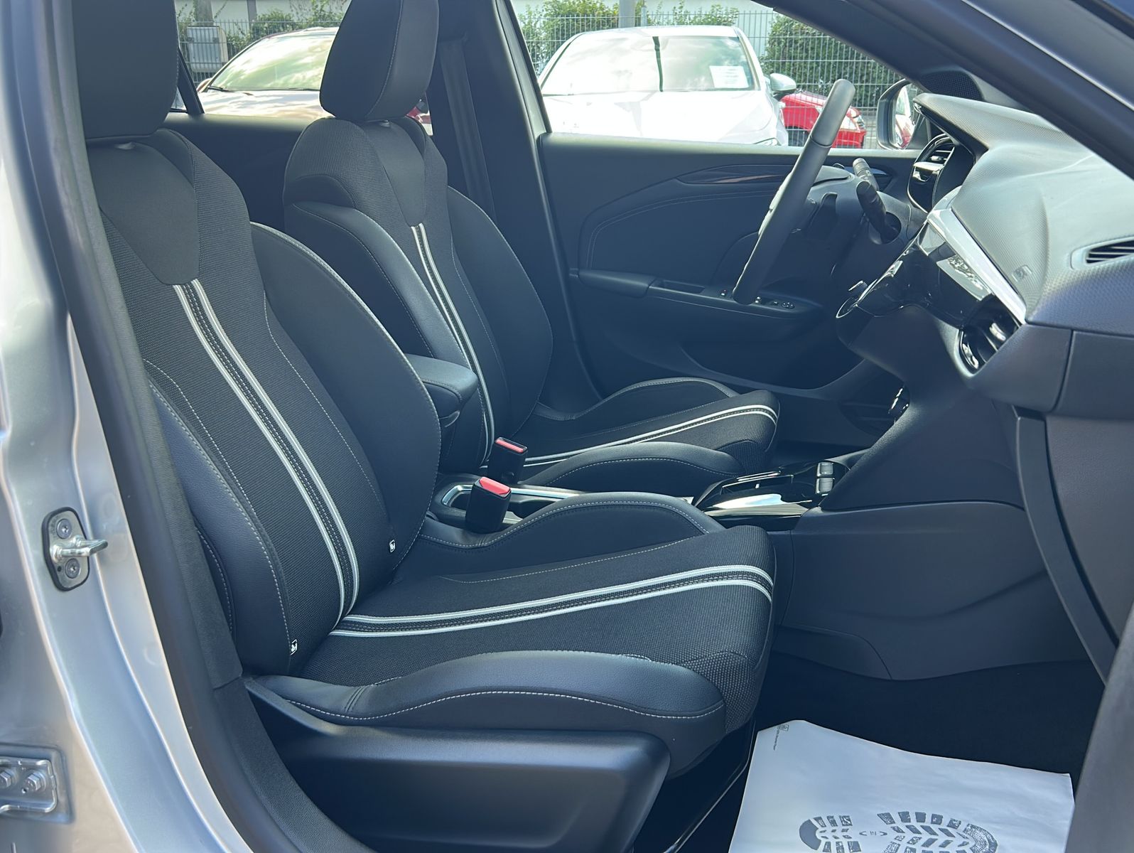 Fahrzeugabbildung Opel Corsa 1,2 GS Automatik