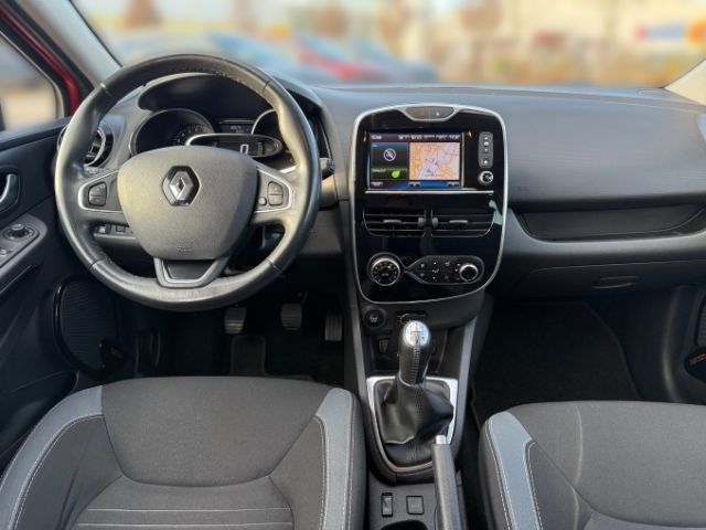 Fahrzeugabbildung Renault Clio IV Luxe 0.9 TCe 90 eco +NAVI+KLIMA+AHK+DAB+