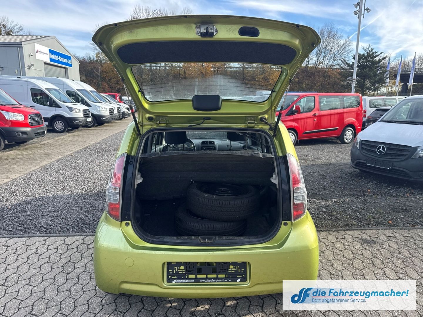 Fahrzeugabbildung Daihatsu Sirion 1.3 Klima Lederlenkrad CD eFH Radio *EXPO