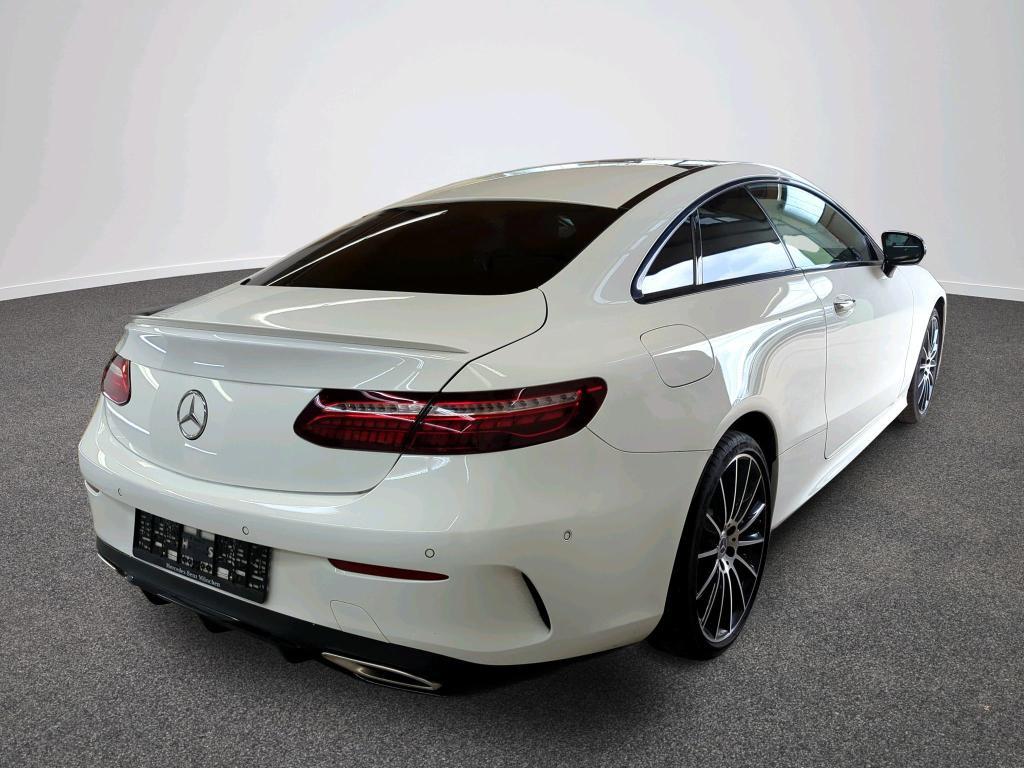 Mercedes-Benz E 450 4M AMG LINE PANO/360°/BURMESTER/DISTRONIC