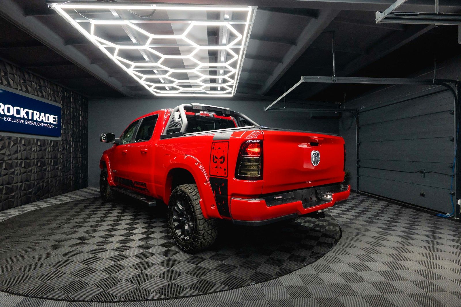 Fahrzeugabbildung Dodge RAM 5.7 V8 HEMI 4x4 RED DEVIL LONGBED Offroad