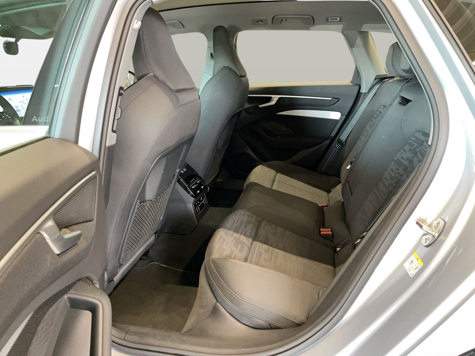 Audi A6 - Bild 10