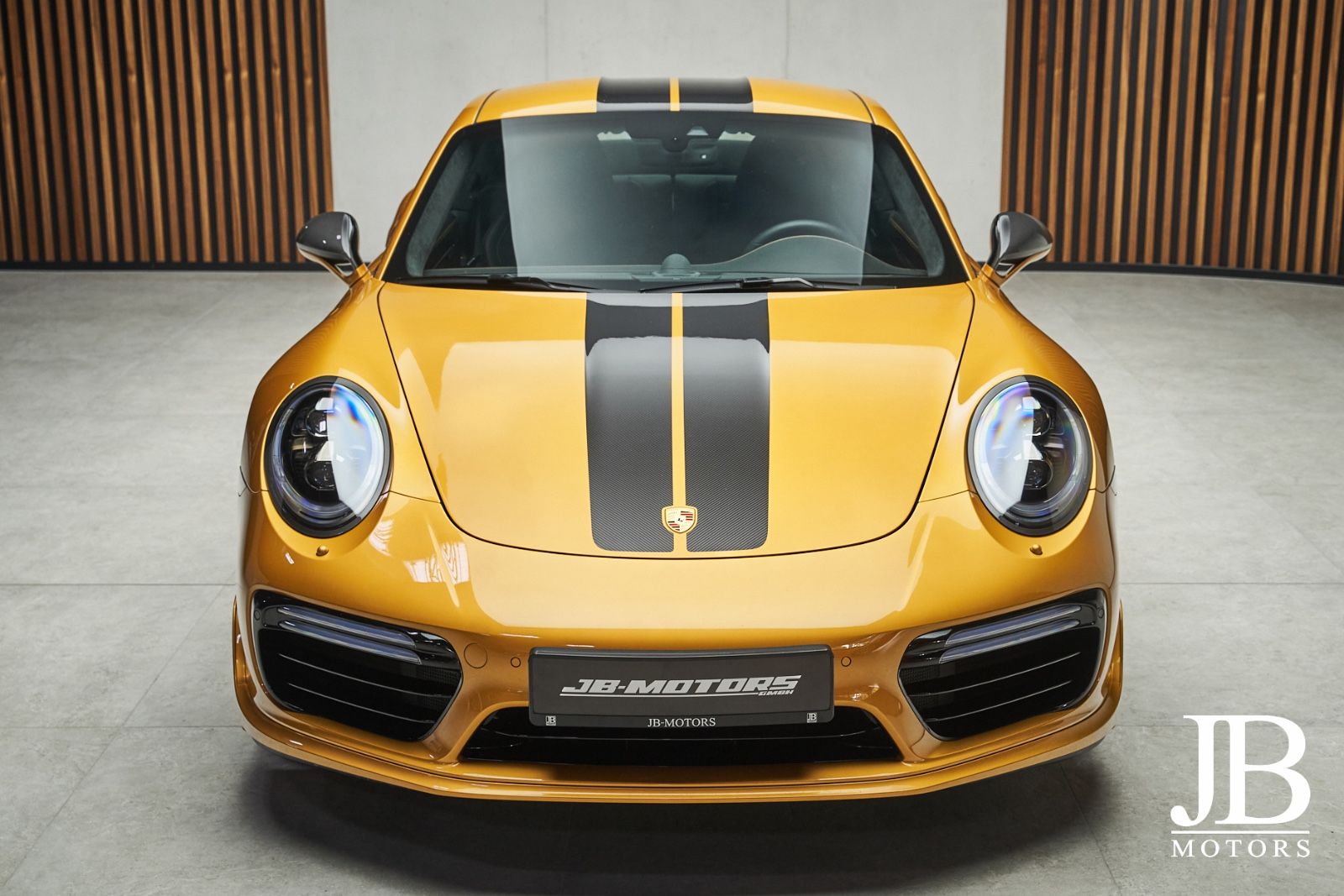 Fahrzeugabbildung Porsche 911 Turbo S Exclusive Series Burmester Lift