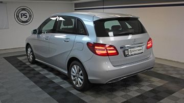 Mercedes B 180 - 4