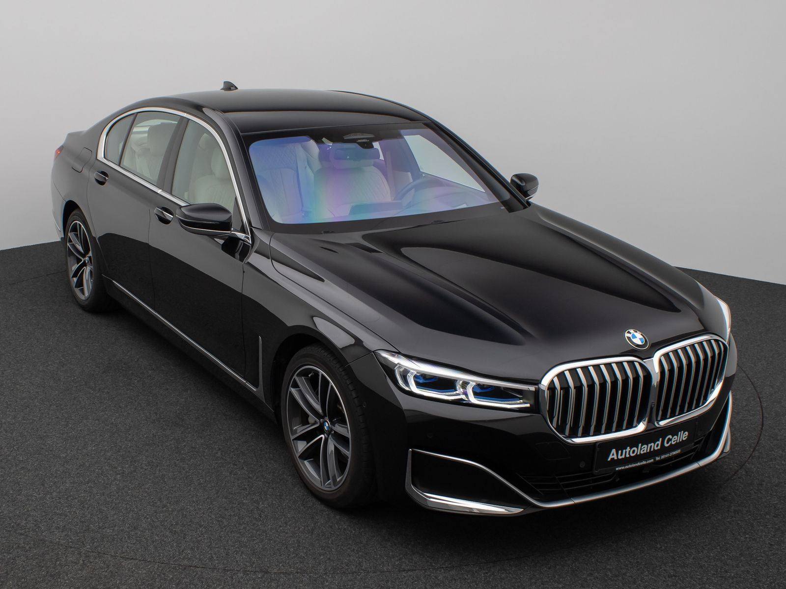 Fahrzeugabbildung BMW 730d xD 360°Laser Massage DAB DisplKey SoftClose