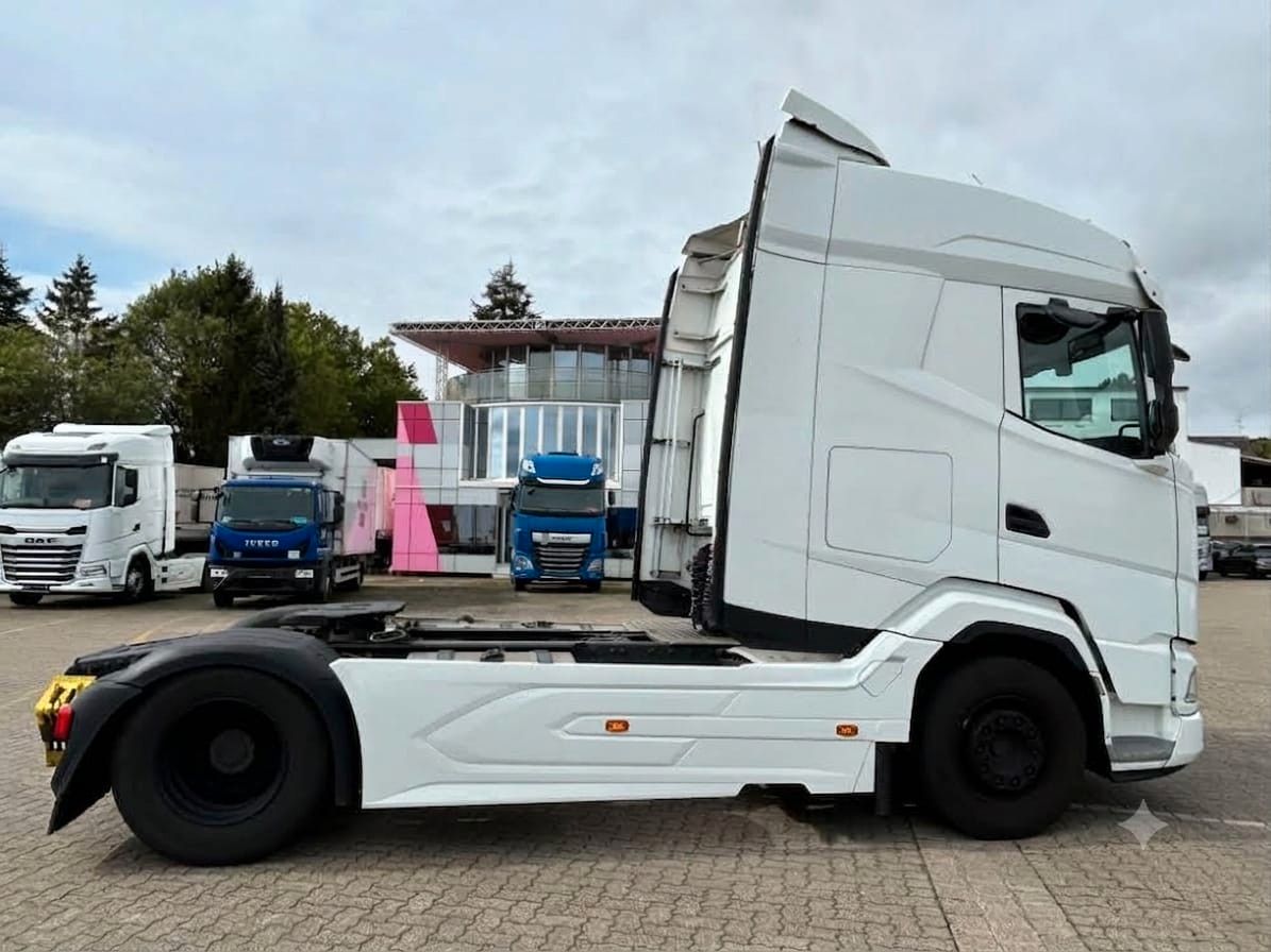 Fahrzeugabbildung DAF XG 530 FT, Intarder, Bj.2023