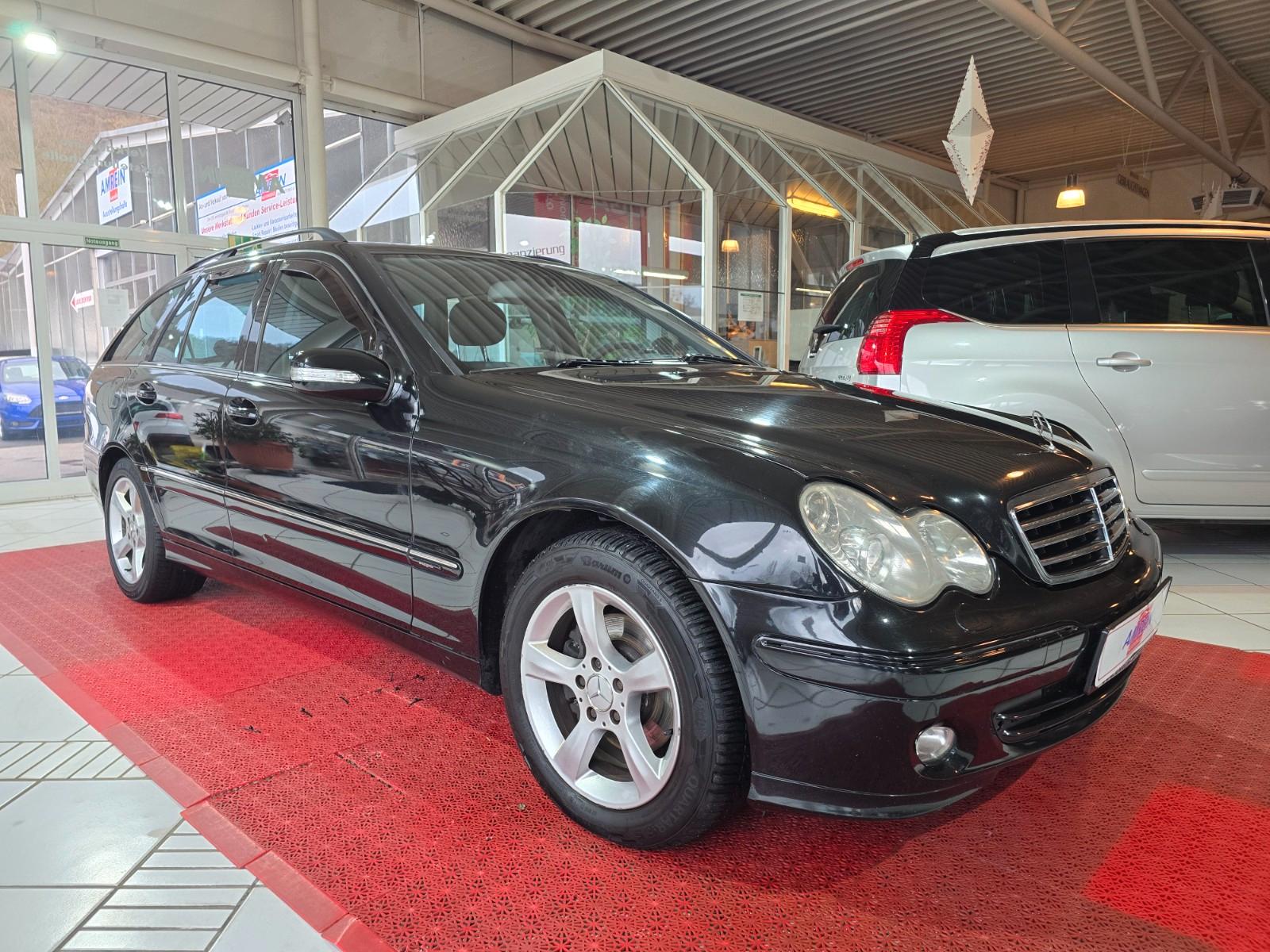 Mercedes-Benz C200 2007 — interior