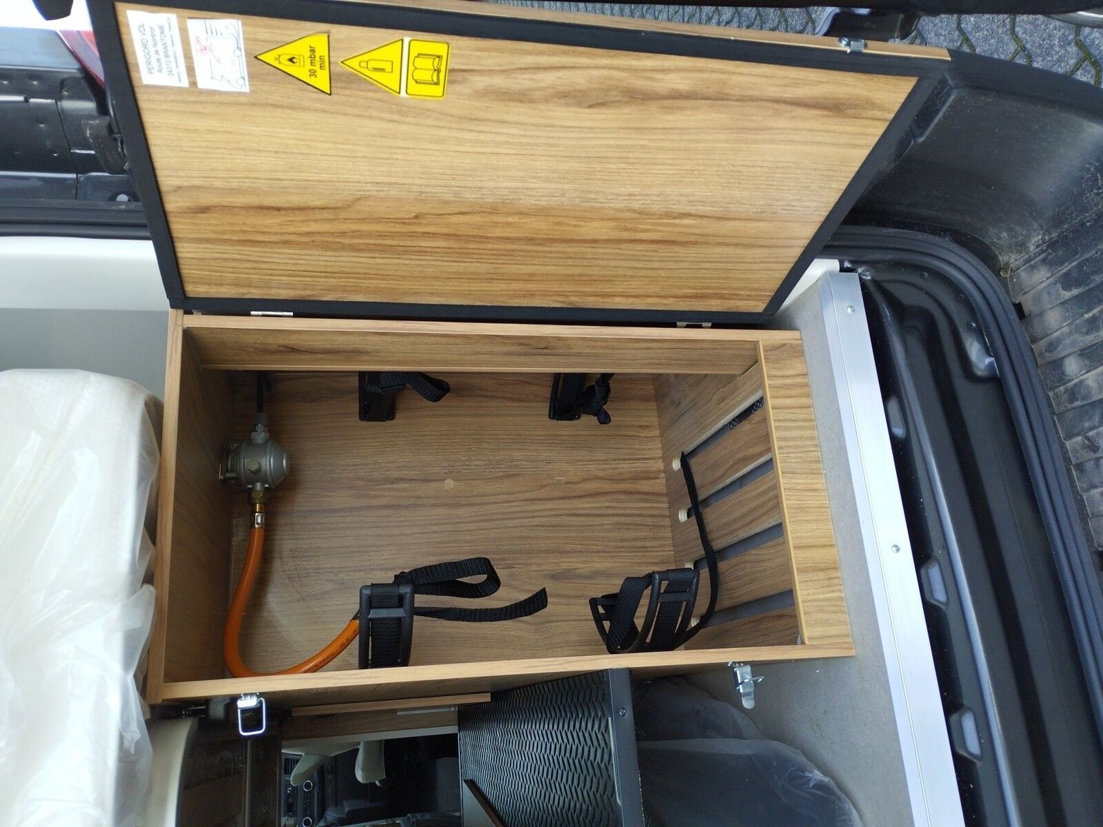 Fahrzeugabbildung Karmann Dexter 4x4 DE 560 AW Allrad 4x4, Rückfahrkamera