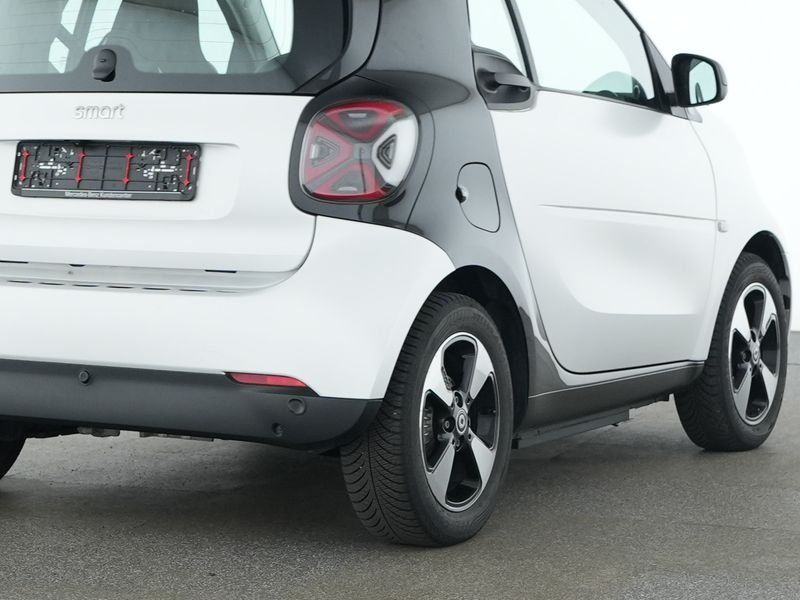 Fahrzeugabbildung Smart EQ COUPÉ*EXCLUSIVE*22kW*JBL-SOUNDSYS*ALLWETTER*