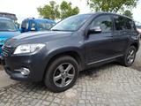 Toyota RAV4 Life 2.2 110kW, AUT-KLIMATR-NAV-TEMPOM-PDC - graue Toyota RAV 4