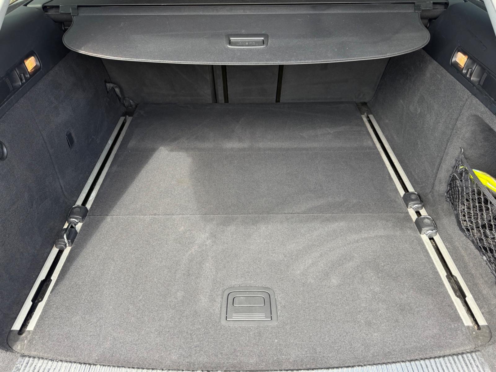 Audi A6 Avant 2.0 TDI Xenon 2. Hand