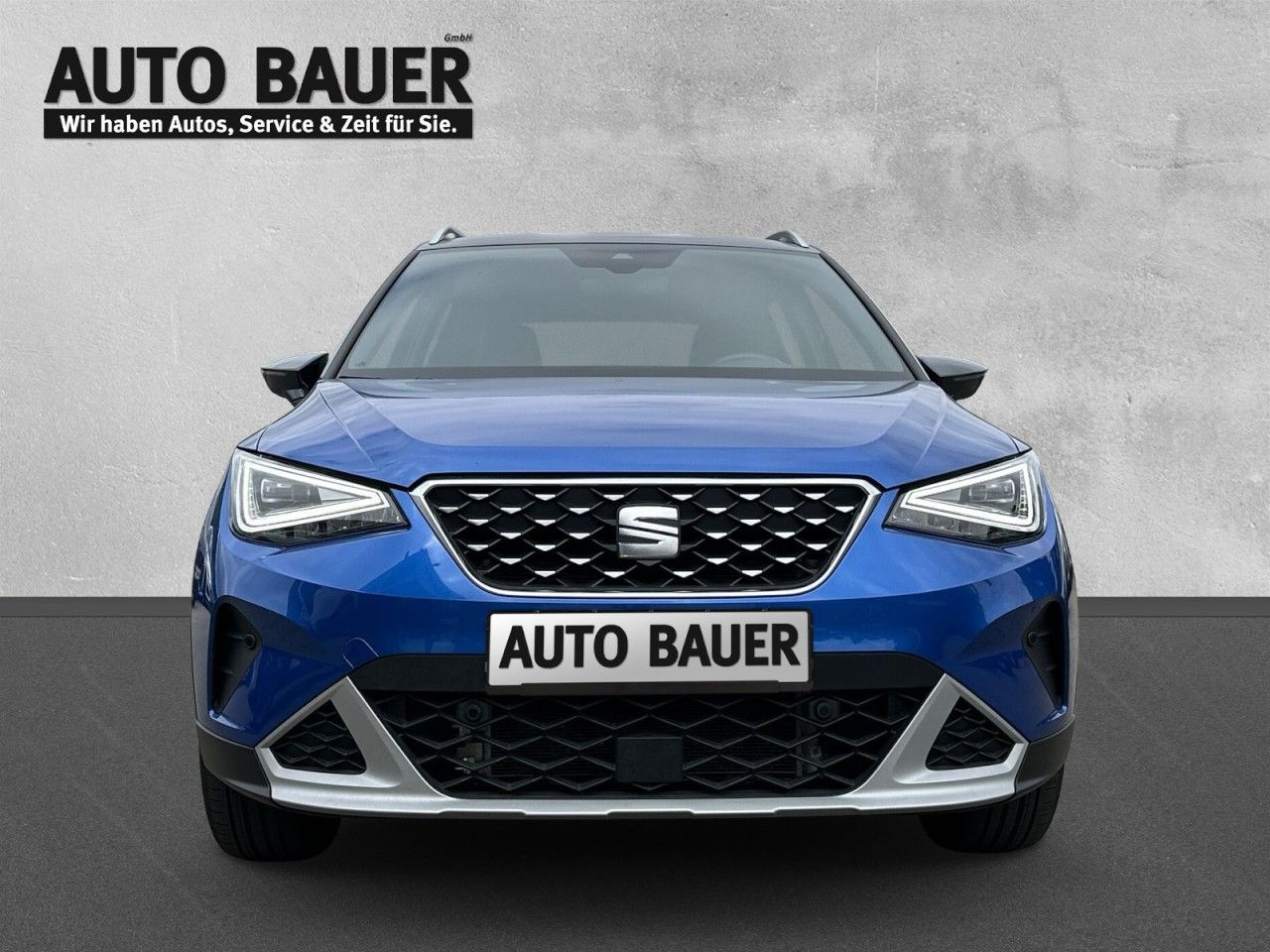 Fahrzeugabbildung SEAT Arona Xperience 1.0TSI 110 PS DSG-Navi*Cam* - mit KI generiert/bearbeitet