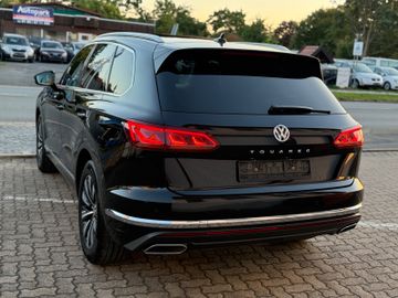 Volkswagen Touareg - 4