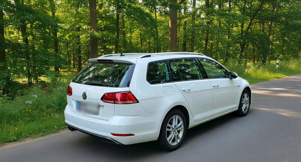 Image of Volkswagen Golf