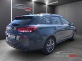Hyundai i30 cw Trend 1.5 T-GDI DCT Navi LED PDC vo+hi Si - Hyundai i30: Blau, Cw