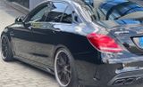 Mercedes-Benz AMG 63 Performance und Komfort in Top-Zustand  - Mercedes-Benz C 63 AMG in München