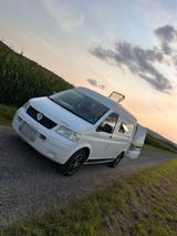 Volkswagen VW T5 Transporter Umbau Camper - Volkswagen T5: Umbau