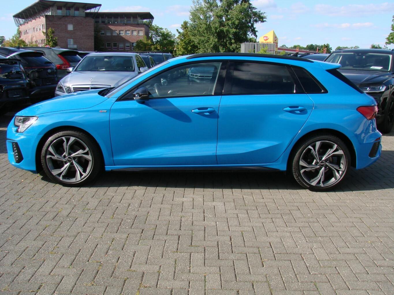 Audi A3 Sportback S Line LED ACC AHK