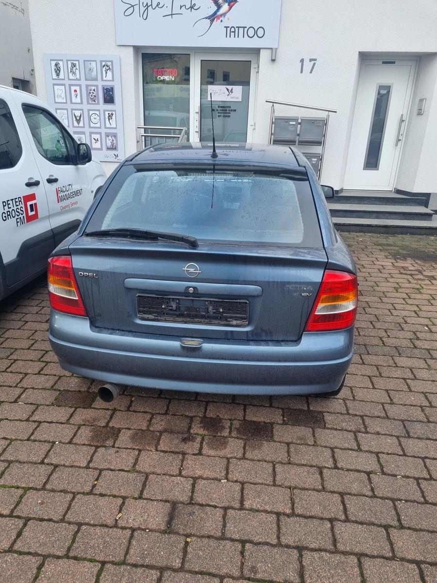 Opel Astra