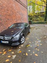 Mercedes-Benz C 180 BlueEFFICIENCY Coupé - - Mercedes-Benz C 180 aus 2012: Coupe