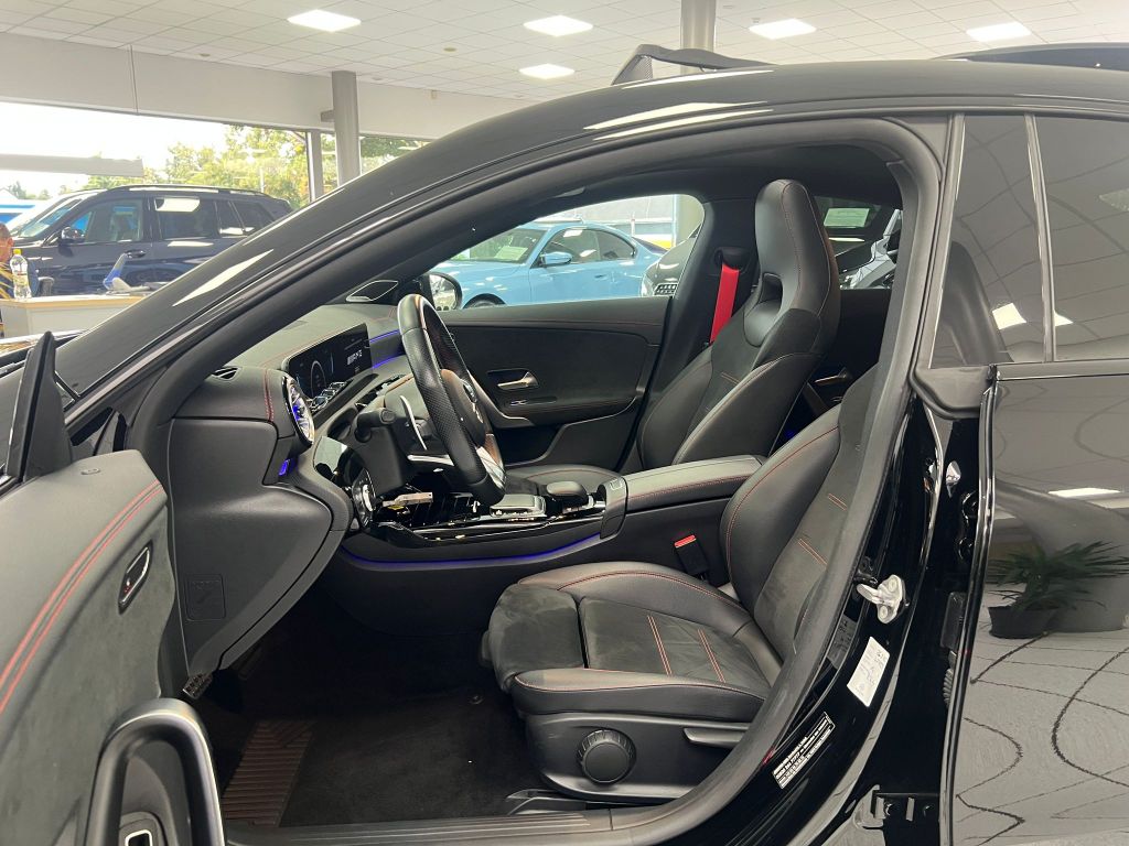 Mercedes-Benz CLA 35 AMG 4Matic*LED*PANO*BURMESTER*MBUX*KAM*