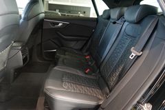 AUDI RSQ8 | Dynamic+ | HuD | Ceramic | Pano | 305km/h AUDI RSQ8 | Dynamic+ | HuD | Ceramic | Pano | 305km/h