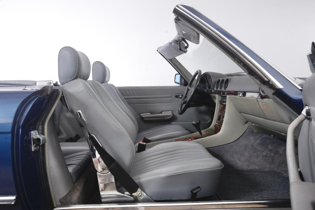 Mercedes-Benz SL 300