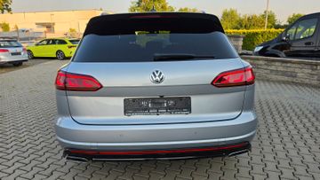 Volkswagen Touareg - 4