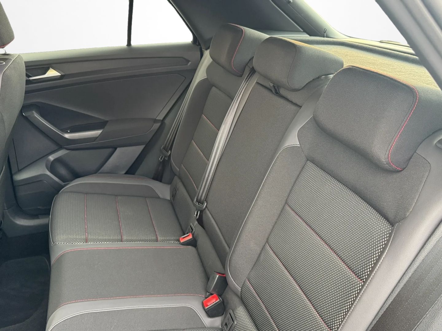 T-Roc 1.5 TSI Sport DSG *NAVI*LED*STDHZG*AHK*