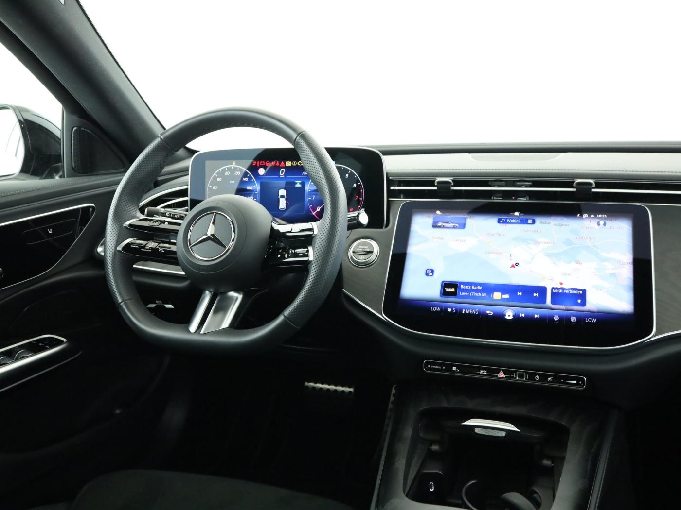 Mercedes-Benz E 200 T *AMG Line Advanced*Panorama*AHK*PTS*Kam.