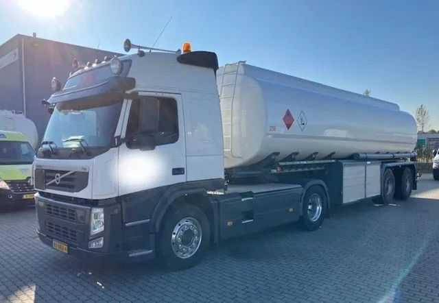 Volvo FM 370 4X2 VOLVO FM 370 plus oplegger OG-96-PG