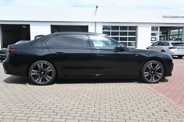 Fahrzeugabbildung BMW 740d xDrive *B&W*MASS*LUFT*360°*M-PKT PRO*21"*