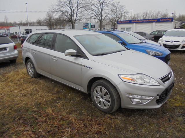 Ford Mondeo 2013 — interior