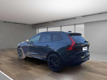Volvo XC60 Plus Black Edition T6 Recharge Plug-In Hybr