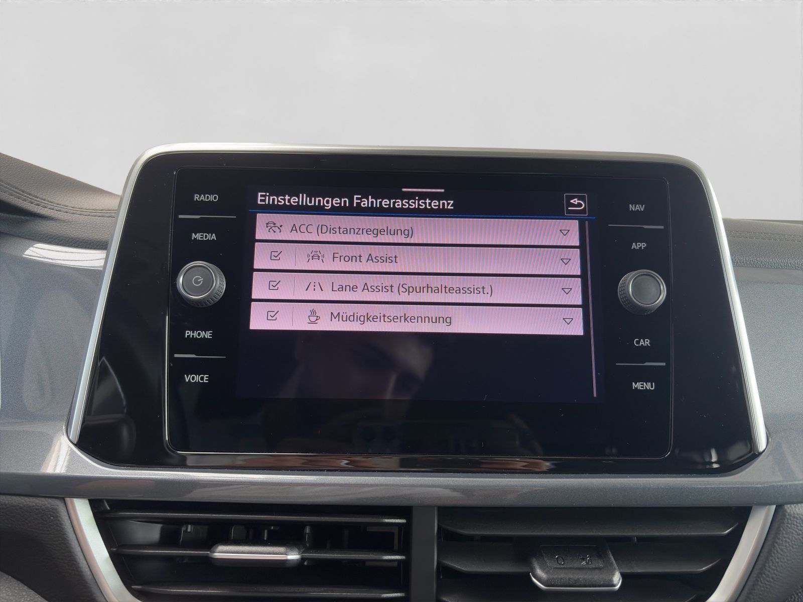 Volkswagen T-Roc - Bild 14