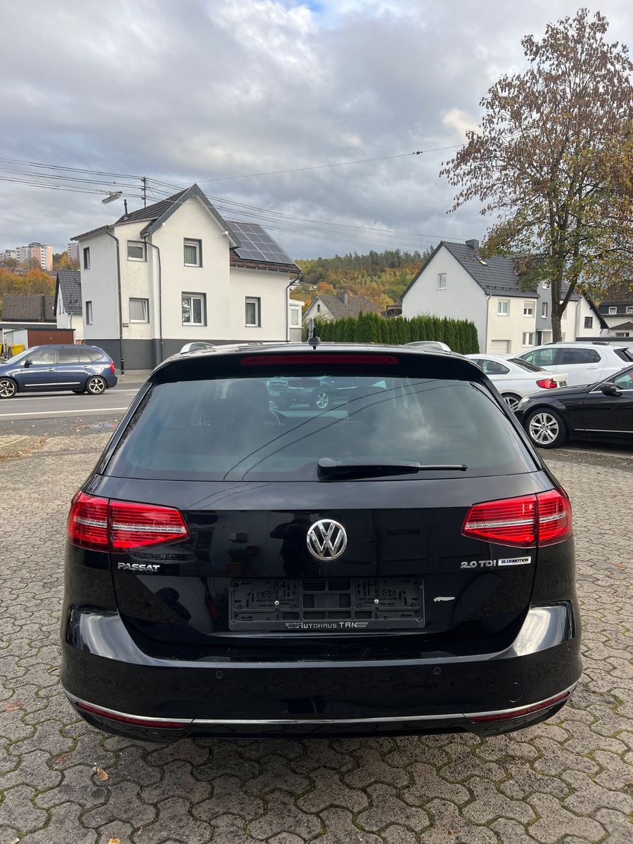 Fahrzeugabbildung Volkswagen Passat Variant Highline *DIGITALTACHO*CARPPLAY*