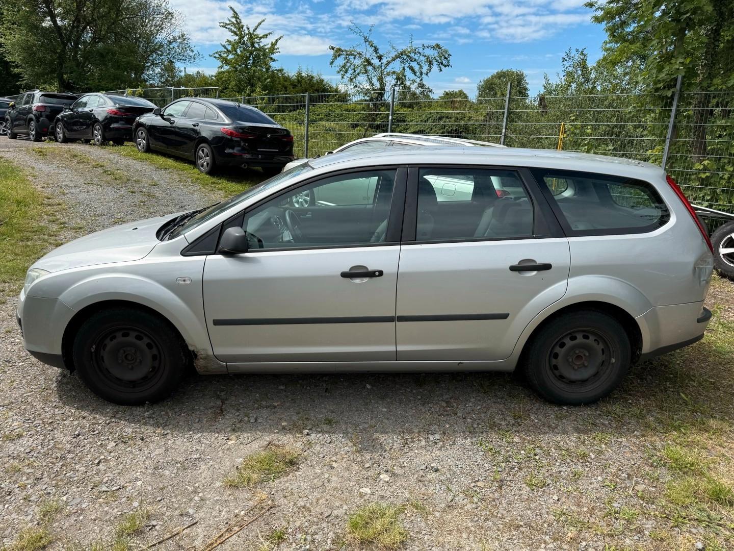 Ford Focus 2006 — photo 7