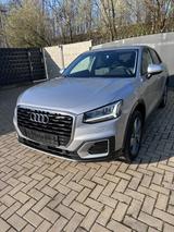 Audi Q2 design Navi Automatik AHK 1 Hand PDC S-Tronik - Audi Q2 in Duisburg