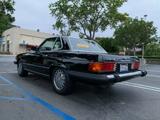 Mercedes-Benz SL 560 1989 California Bestzustand. Letzte Jahr. - schwarze Mercedes-Benz SL 560