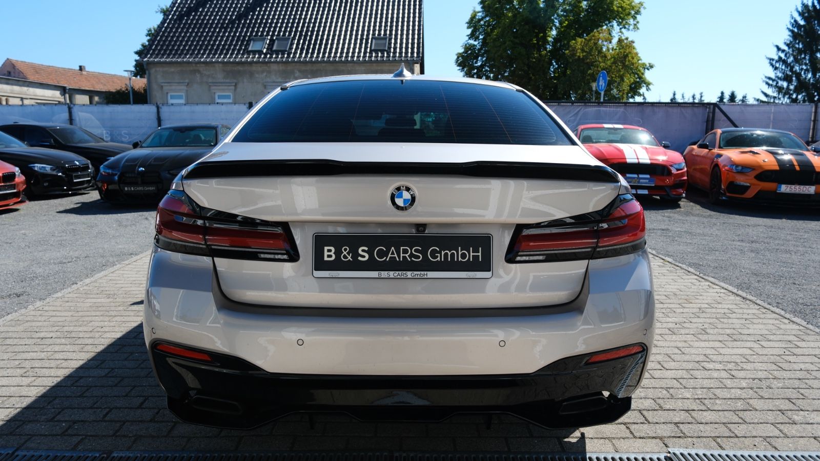 BMW 540i  M.pak M-Perf  Lci Lacer Look foto 8