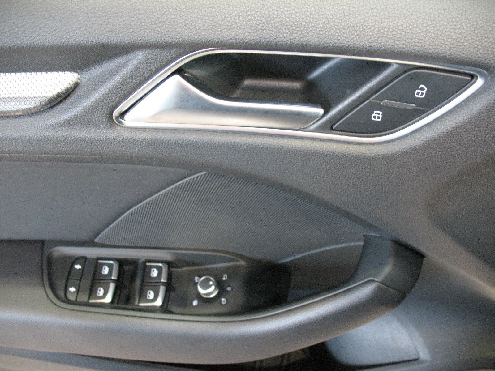 Audi A3 30 TDI Sportback design *LED*NAVI*KLIMA* foto 12