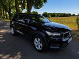 Volvo XC40 T2 Momentum Core | 1. Hand | HU neu | - Volvo XC40 von privat