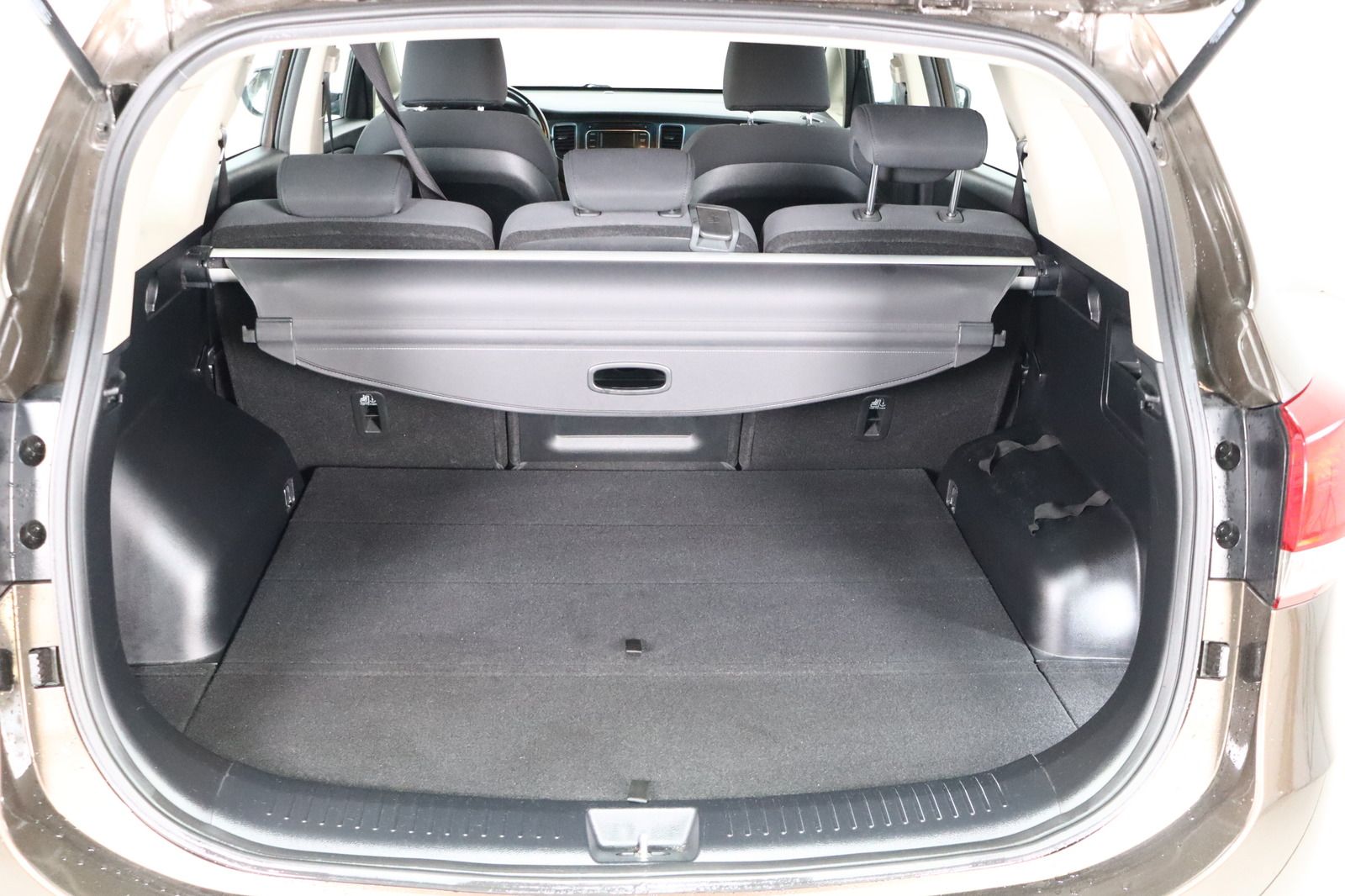 Fahrzeugabbildung Kia Carens 1.6 CVVT Klima * Sitzhzg. * PDC *